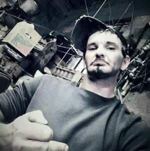 Meet your Posher, Joshua